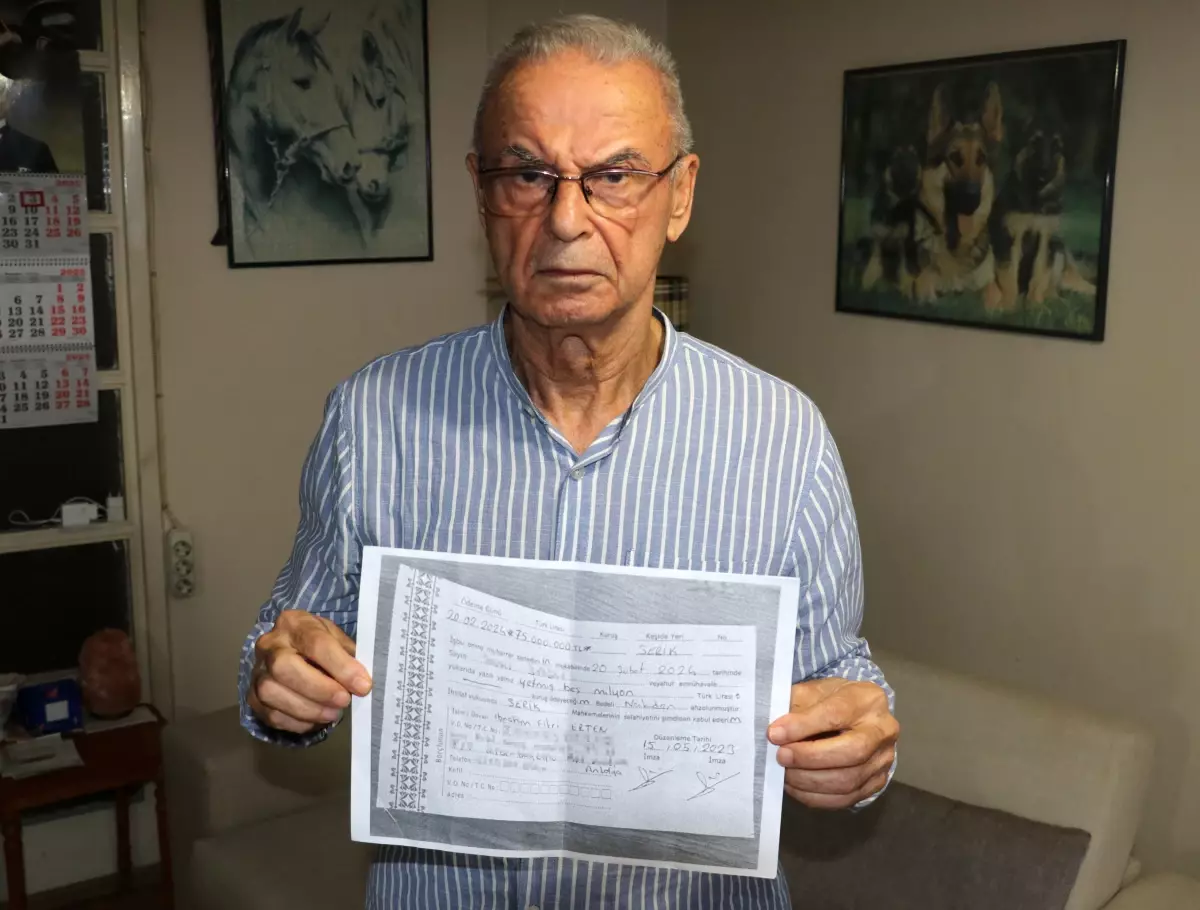 Kendisini 350 milyon lira borçlandırmakla suçladığı 2 avukatından şikayetçi oldu