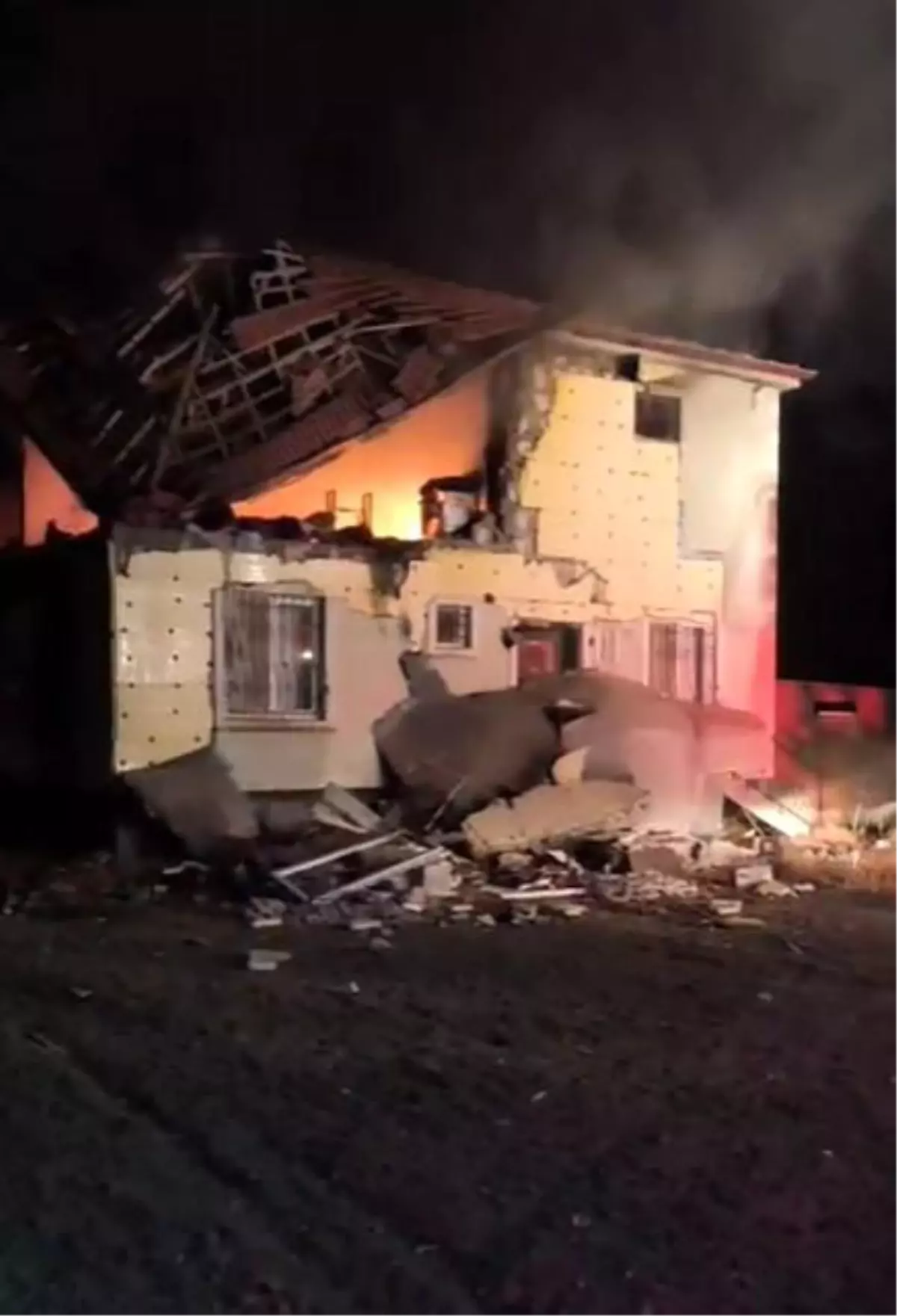 Konya'nın Ereğli İlçesinde Müstakil Evde Yangın Çıktı