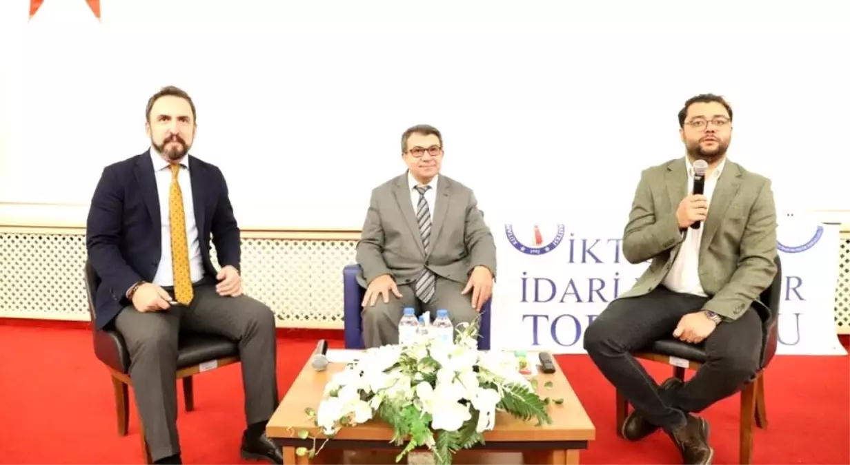 Kütahya Dumlupınar Üniversitesi'nde Kamuda Kariyer Söyleşisi