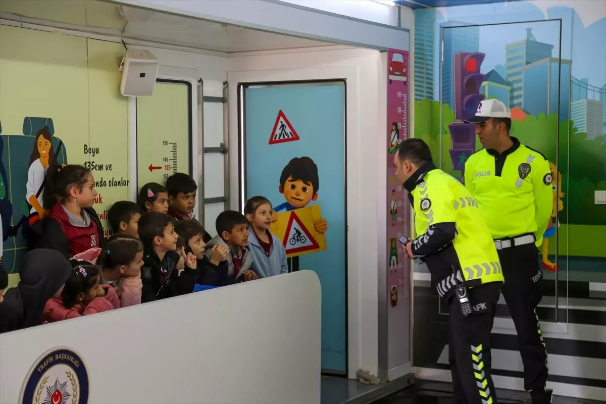 Muş'ta 605 Öğrenciye Trafik Eğitimi Verildi