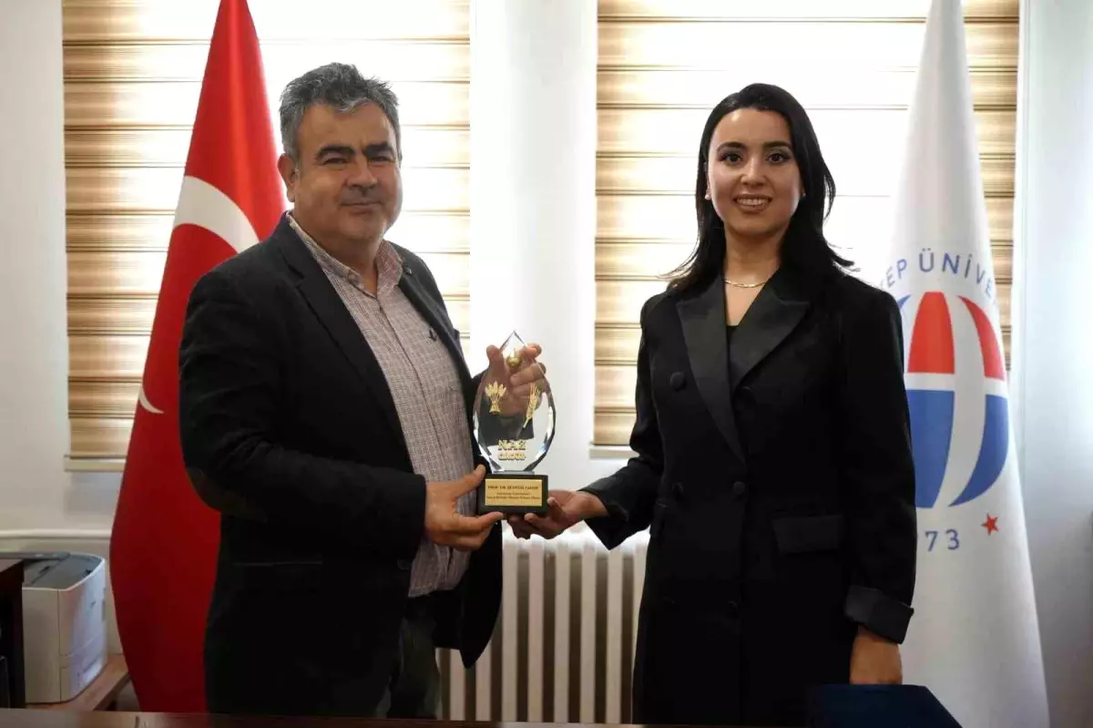 Gaziantep Üniversitesi ve NAZ GROUP Arasında İş Birliği Protokolü İmzalandı