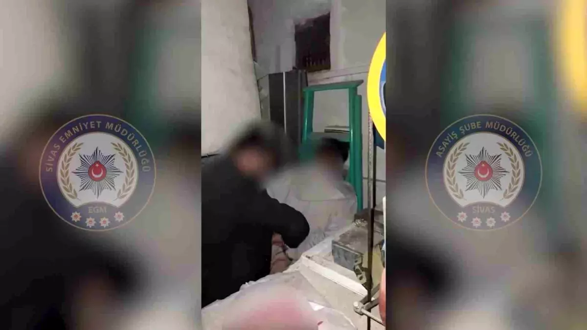 Sivas'ta Hapis Cezası Olan Şahıs Asansörün Gizli Bölmesinde Yakalandı