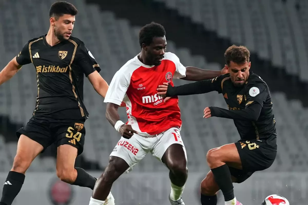 Süper Lig'de inanılmaz maç! 7 gol, 3'ü iptal, bir de kırmızı kart