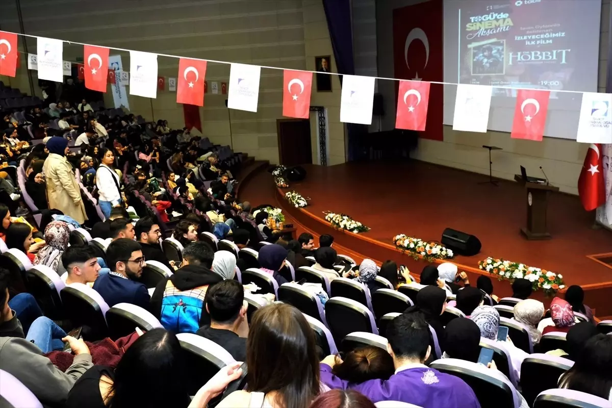 Tokat Gaziosmanpaşa Üniversitesi'nde Sinema Günleri Başladı