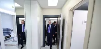 Yüzyılın Konut Projesi'nin detaylarını açıklayan Cumhurbaşkanı Erdoğan, örnek daireyi inceledi