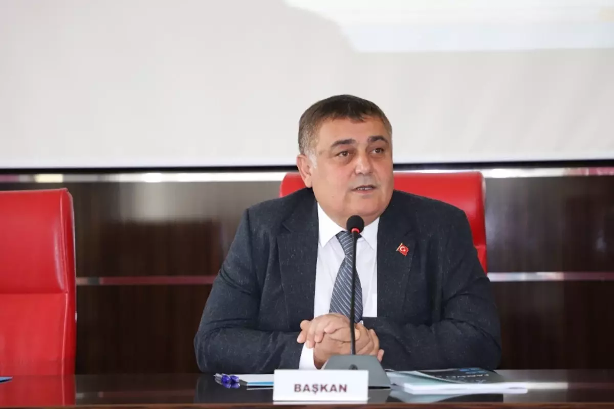 CHP'den istifa eden İsa Yıldırım: AK Parti'ye geçmeye niyetim var.
