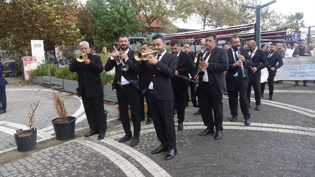 Edremit Zeytinyağı Tadım Festivali Coşkuyla Başladı