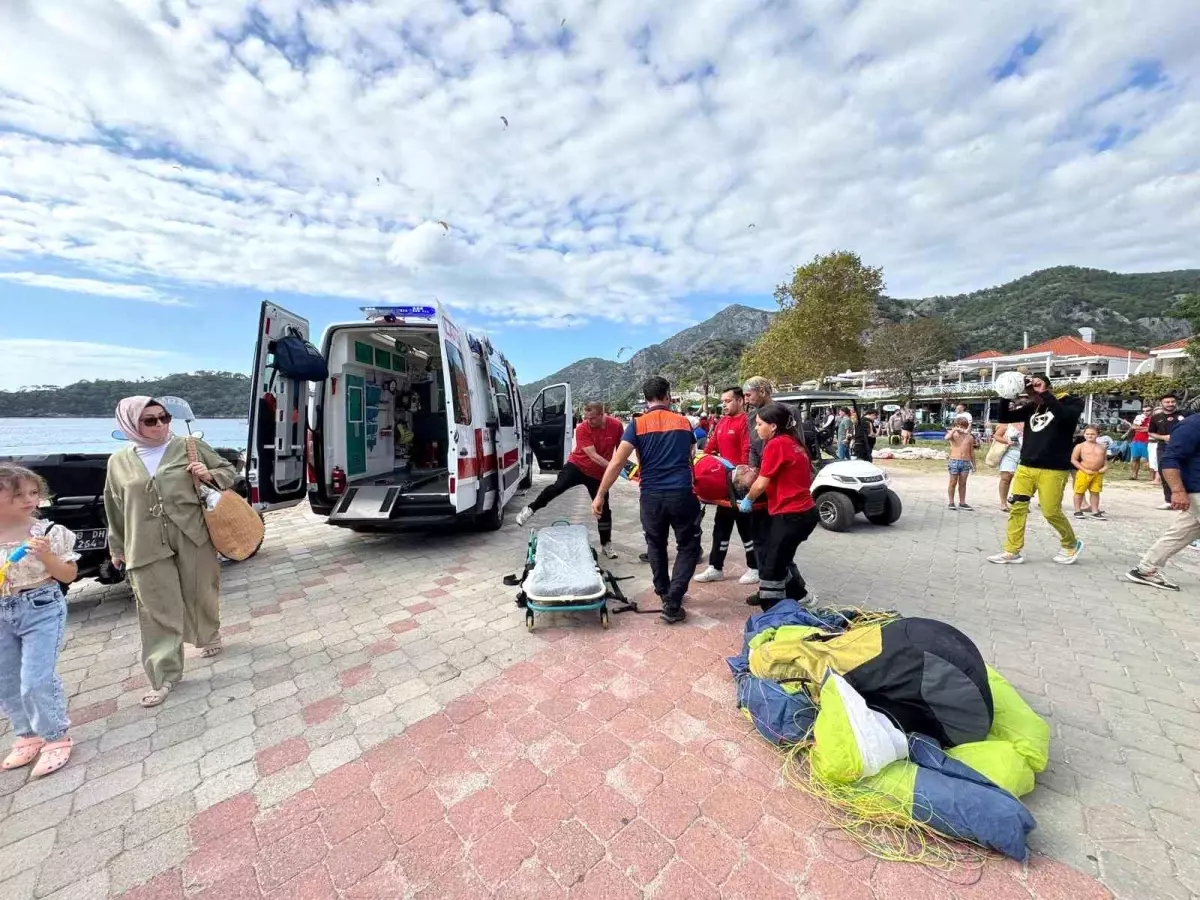 Fethiye'de Hava Oyunları Festivali'nde Yamaç Paraşütü Kazası: 3 Yaralı