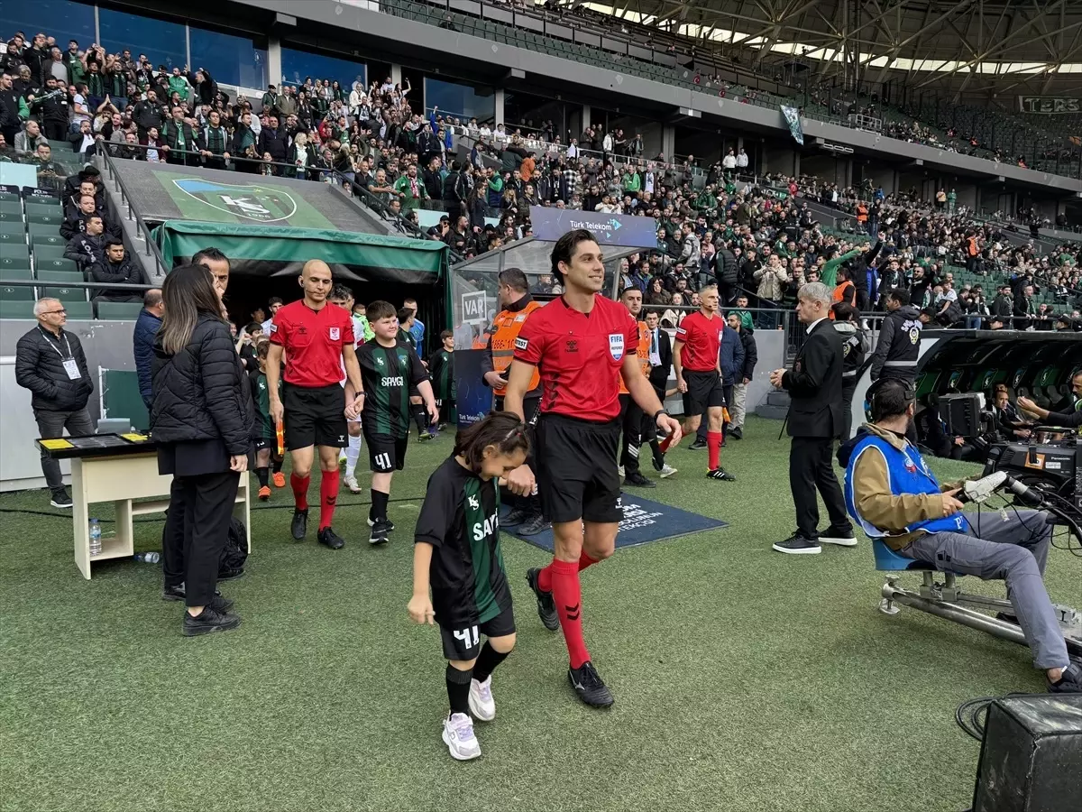 Kocaelispor ve Corendon Alanyaspor Golsüz Beraberlikte Kalıyor