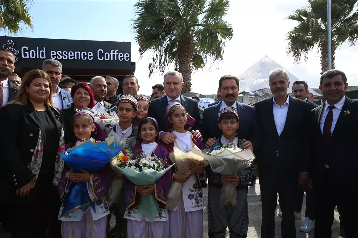Gençlik ve Spor Bakanı Osman Aşkın Bak, Hatay'da zeytin festivaline katıldı Açıklaması