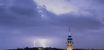 İstanbul'da Sağanak Yağış Hayatı Olumsuz Etkiliyor