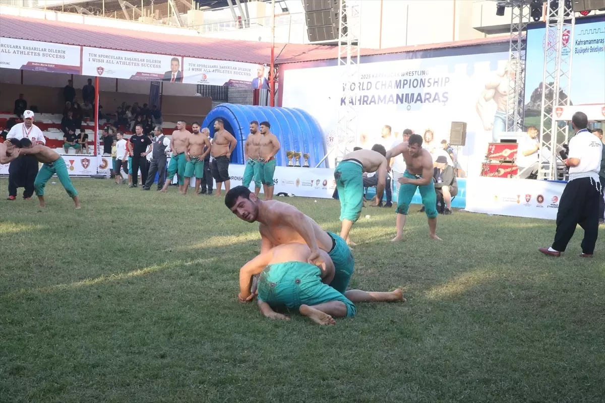 Kahramanmaraş'ta Türkiye Kısa Şalvar Güreş Şampiyonası sona erdi
