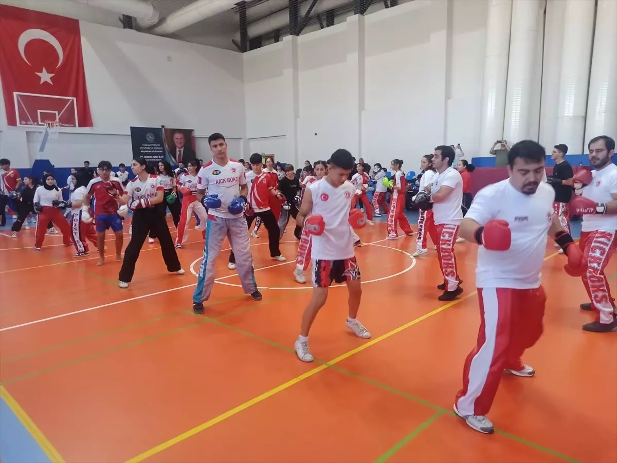 Osmaniye'de Siyah Kuşak 'Dan' Sınavı Tamamlandı