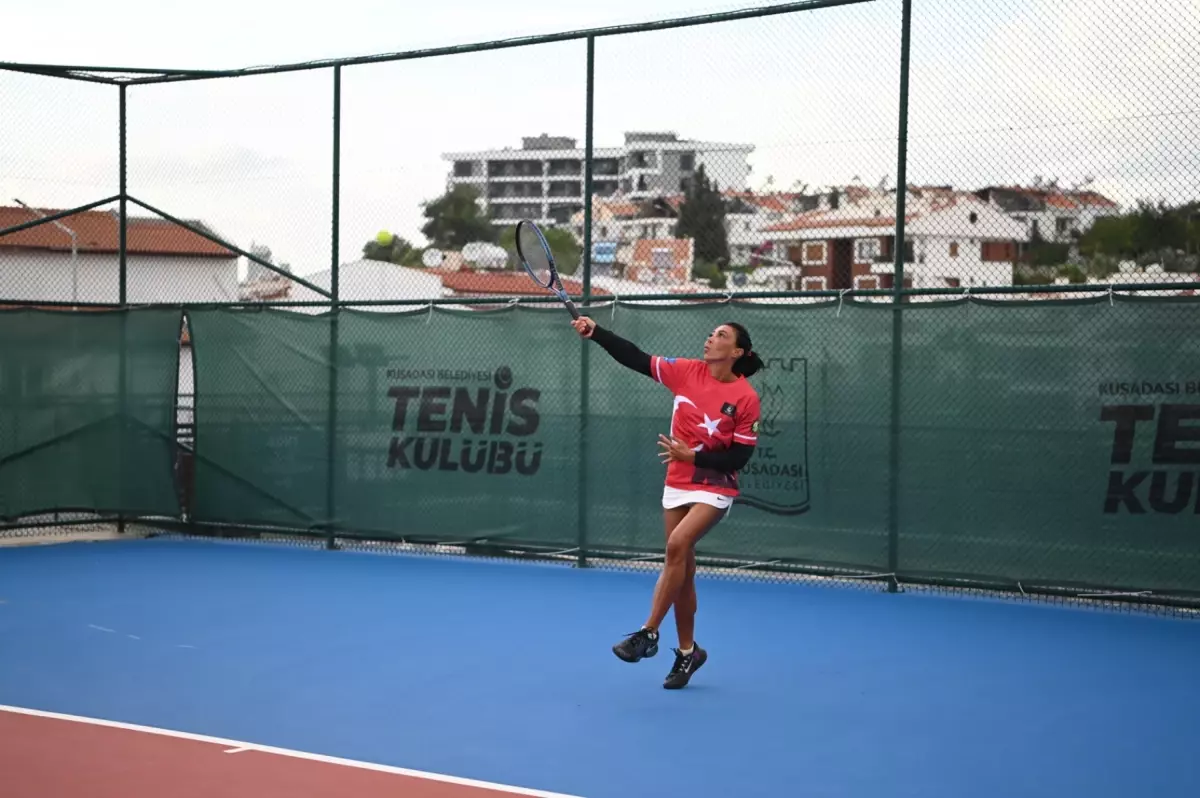 Cumhuriyet Kupası Tenis Turnuvası Başladı