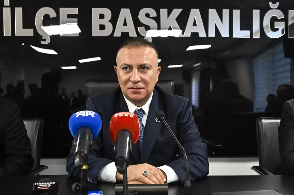 MHP'li Yönter partisinin Maltepe ve Sancaktepe ilçe başkanlıklarını ziyaret etti Açıklaması