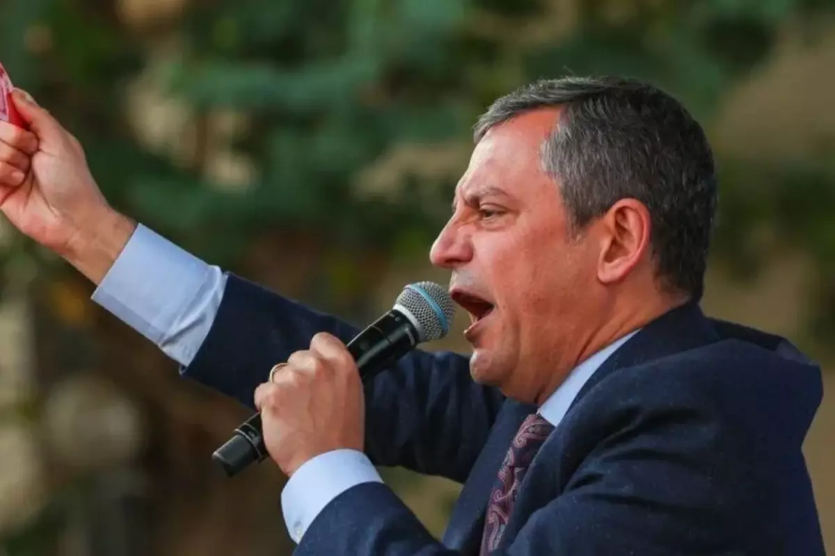 Özgür Özel'den İmamoğlu kararı! Apar topar Türkiye'ye dönüyor