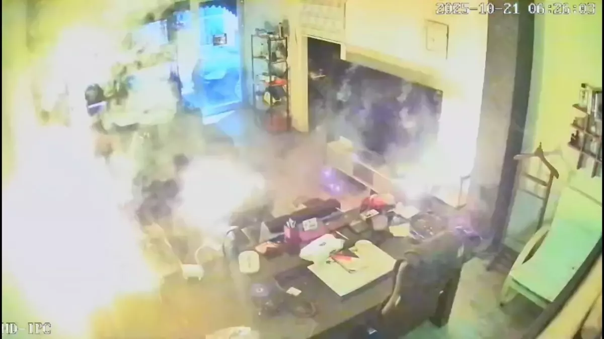 Teknik Serviste Batarya Yangını: 400 Bin TL Zarar