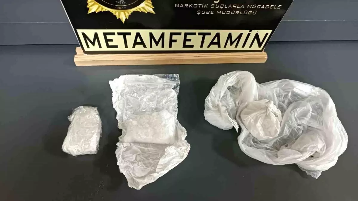 Uşak'ta Uyuşturucu Operasyonu: 2 Kişi Tutuklandı.