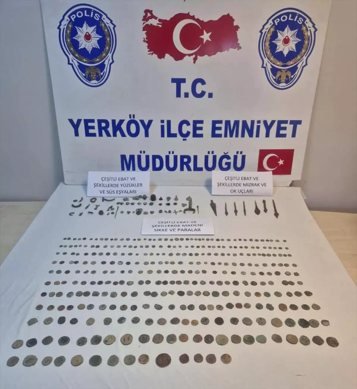 Yerköy'de Tarihi Eser Kaçakçılığı Operasyonu: 328 Sikke ve 56 Obje Ele Geçirildi