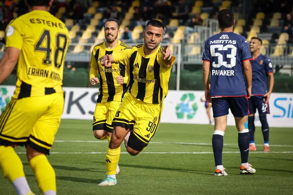 Aliağa FK Üst Üste Üçüncü Galibiyetini Aldı