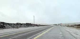 Ardahan'ın Yüksek Kesimlerinde Kar Yağışı Etkili Oldu