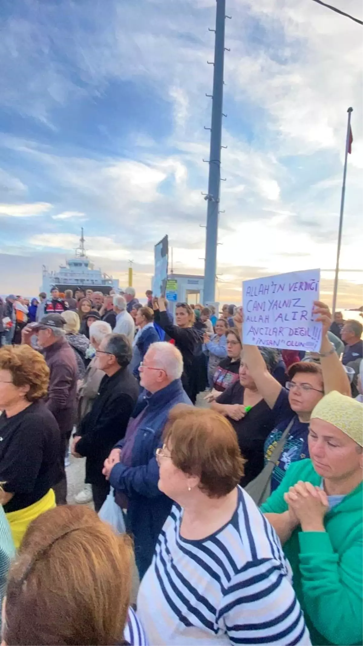 Paşalimanı Adası'nda Keklik Avı Protesto Edildi