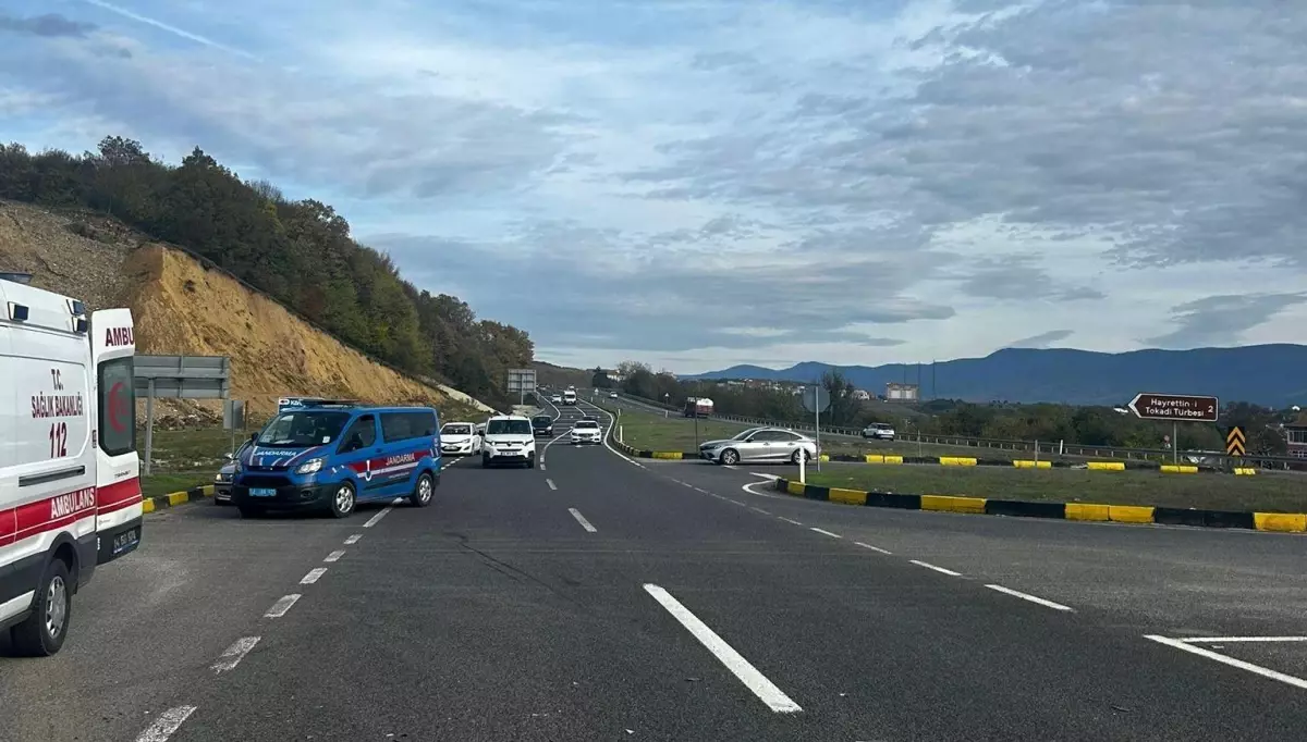 Bolu'da D-100 Karayolu'nda Kaza: 5 Yaralı