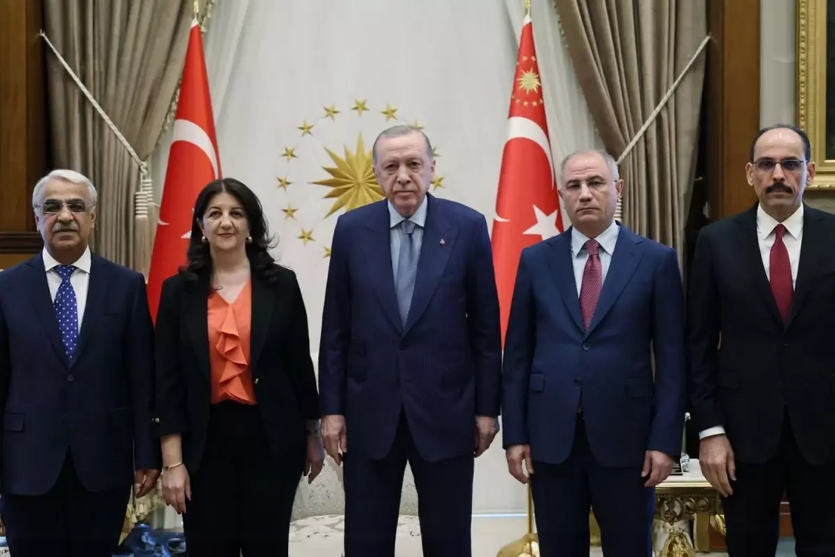 Cumhurbaşkanı Erdoğan ile DEM Parti heyeti arasındaki görüşmede tarih değişti