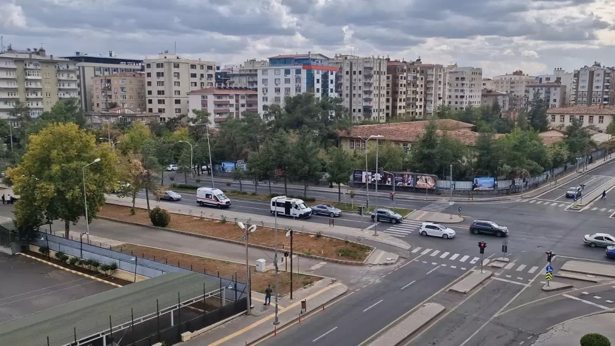 Diyarbakır Hani&apos;de 4 Büyüklüğünde Deprem Meydana Geldi