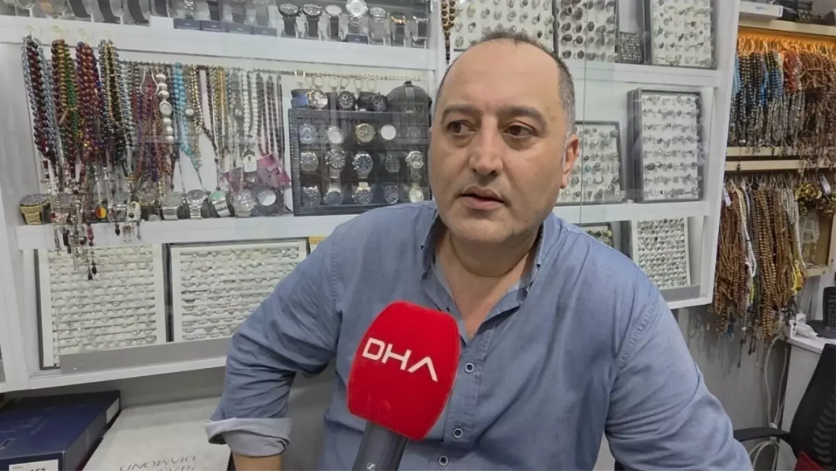 Fatih'te Sokak Köpeği Kuki'yi Ezerek Kaçan Sürücü Aranıyor