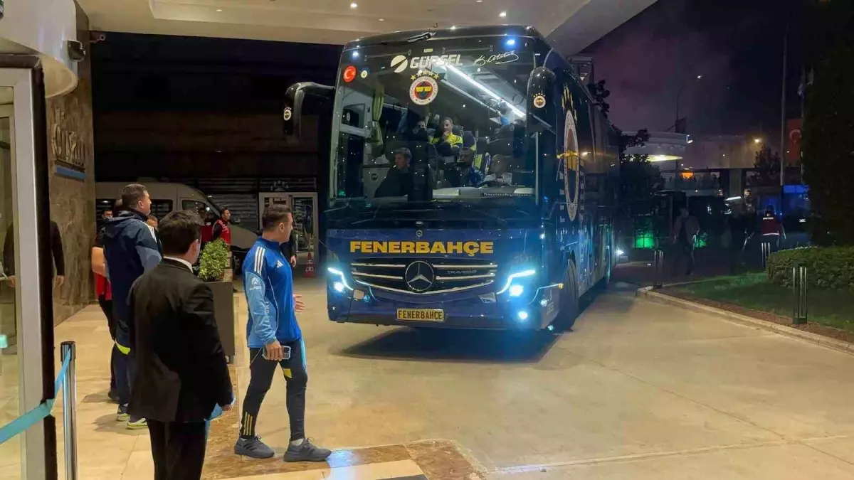 Fenerbahçe, Gaziantep FK ile Kritik Maç İçin Kentte