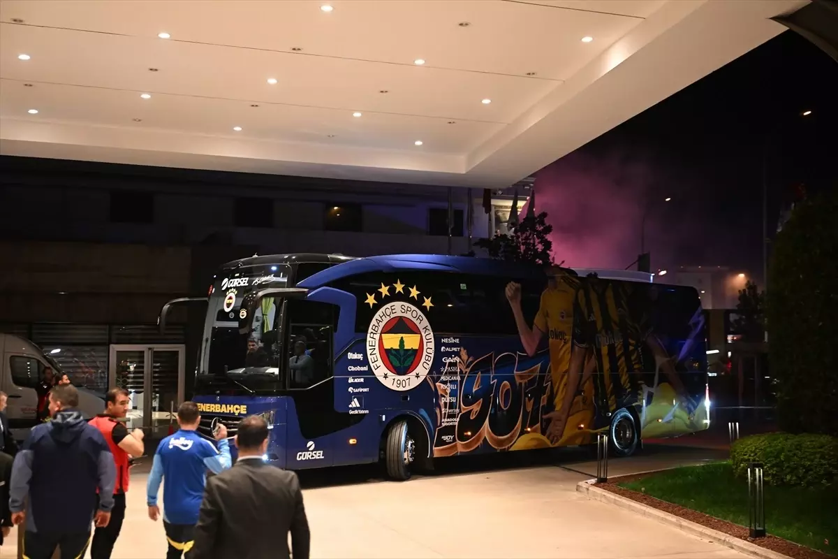Fenerbahçe Gaziantep FK Maçına Geldi
