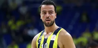 Fenerbahçe'nin kaptanı Melih Mahmutoğlu alkollü yakalandı, ehliyetini kaptırdı