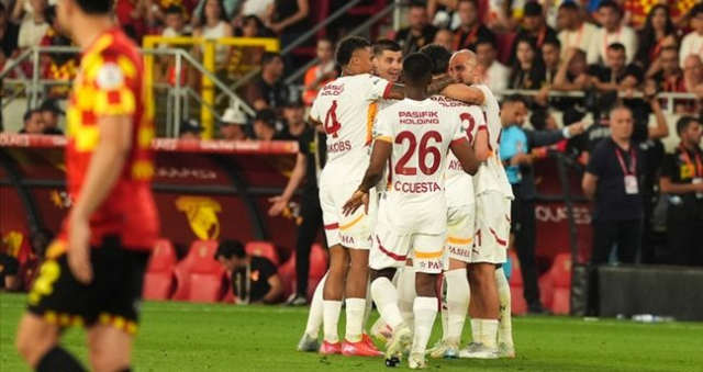 Galatasaray-Göztepe maçında kırmızı kart kararı doğru mu? Malcom Bokele kırmızı kart pozisyonu izle!