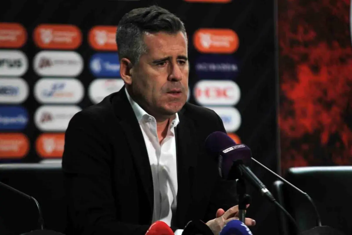 Gençlerbirliği Teknik Direktörü Eroğlu: 'Taraftarımıza galibiyet hediye etmek istiyorduk'