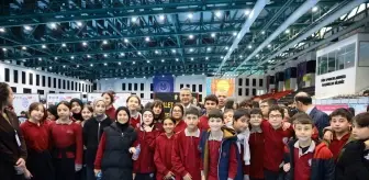 İlkadım Belediye Başkanı Kurnaz, TÜBİTAK Bilim Şenliğini Ziyaret Etti