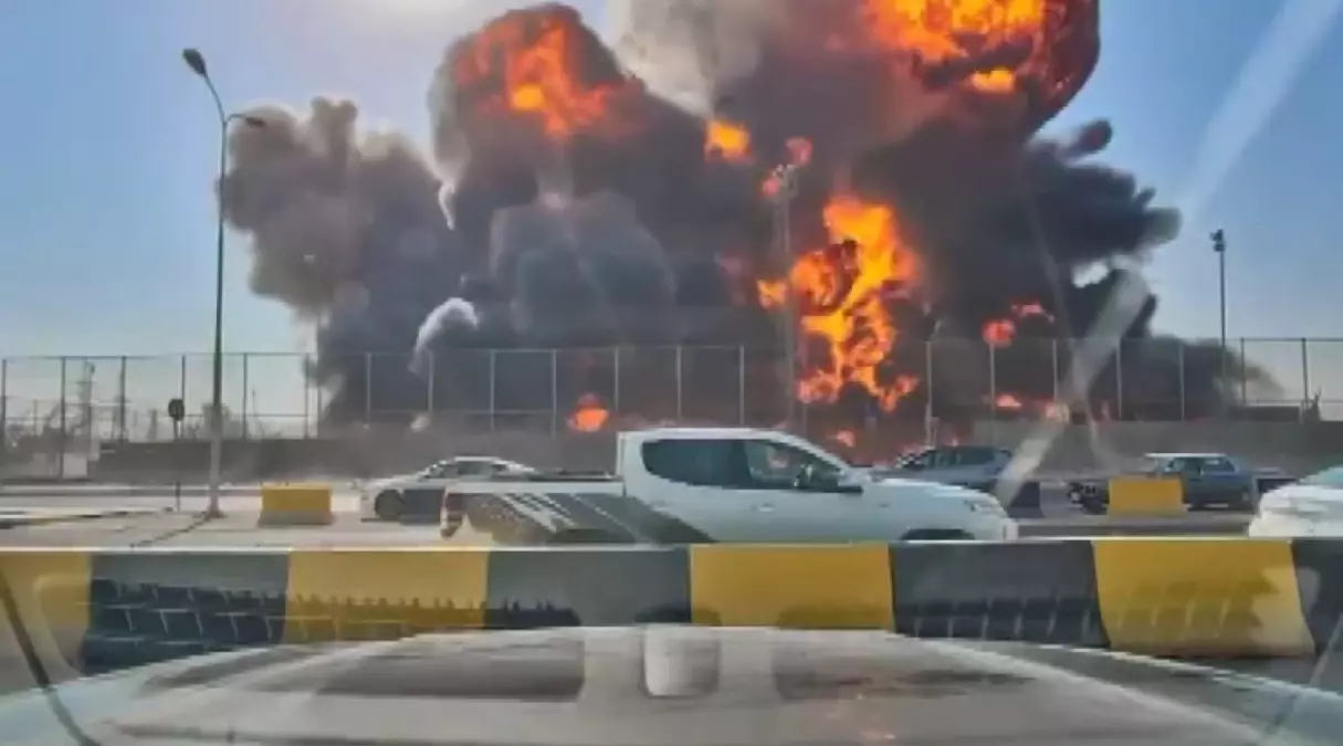 Irak'ta Petrol Sahasında Patlama: 1 Ölü, 6 Yaralı