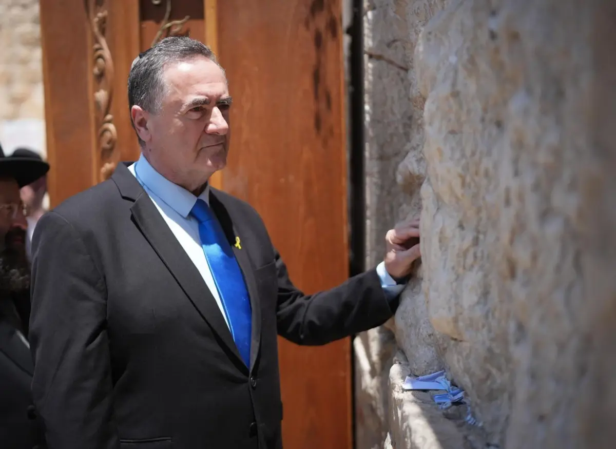 İsrail Savunma Bakanı Katz'dan Gazze'de Yıkım Talimatı