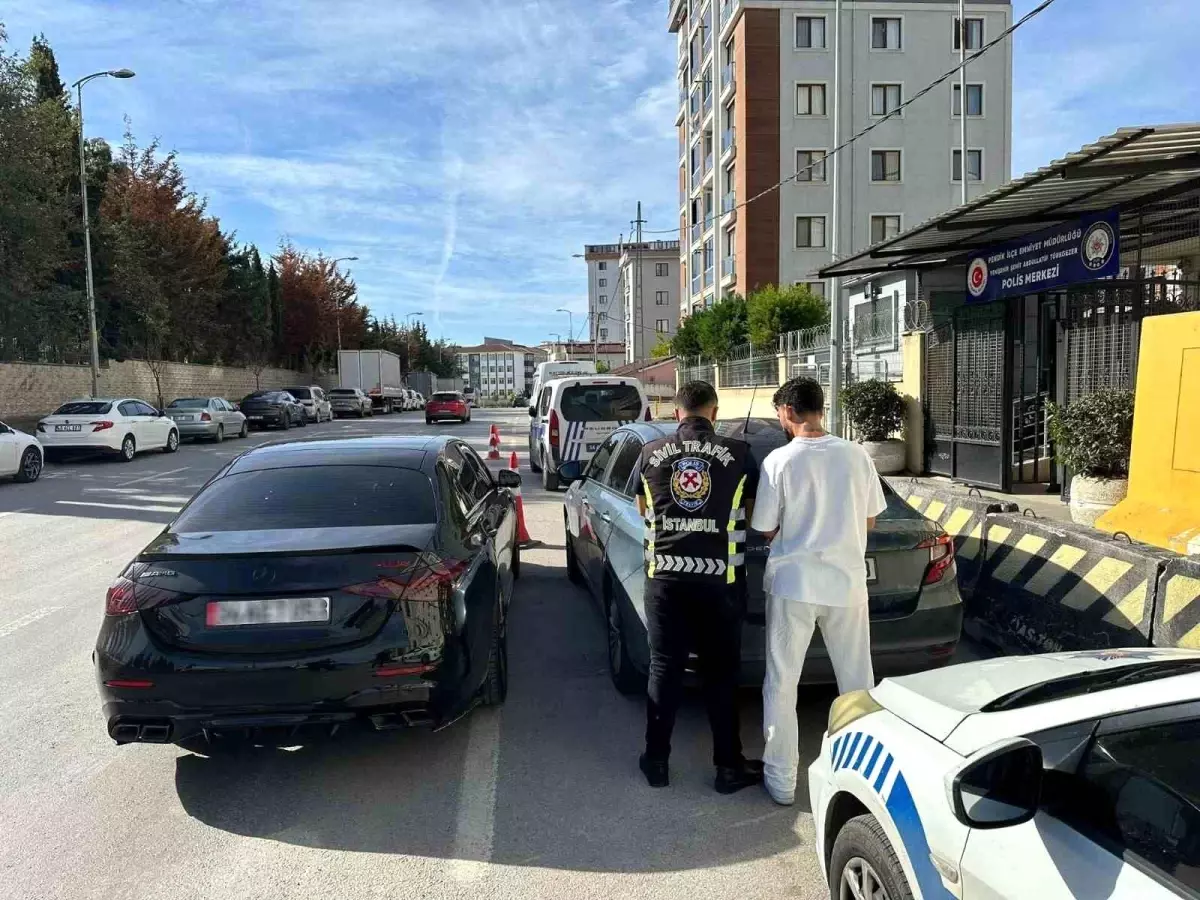 Pendik'te Makas Atan Sürücüye 13 Bin TL Ceza