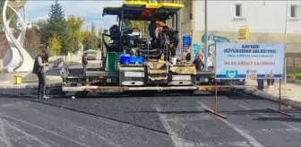 Kayseri Pınarbaşı'nda 48 Saatte 2.176 Ton Sıcak Asfalt Serildi