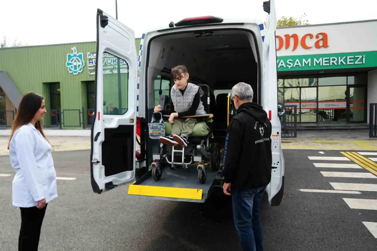 Serebral palsili Şevval, Korece ve İngilizce öğrenip köşe yazarı oldu