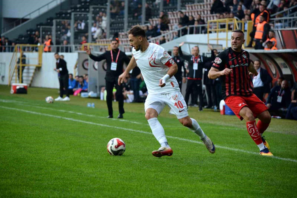 Çorum FK ve Boluspor Golsüz Beraberlik Yaşadı