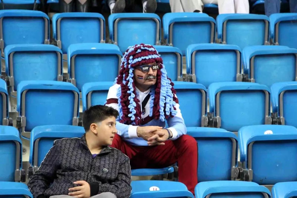 Trabzonspor, A. Efes'e Mağlup Oldu