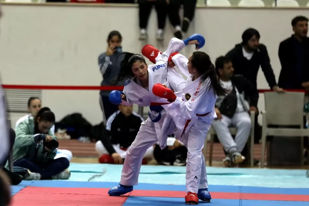 Gençler Türkiye Karate Şampiyonası Elazığ'da Sona Erdi