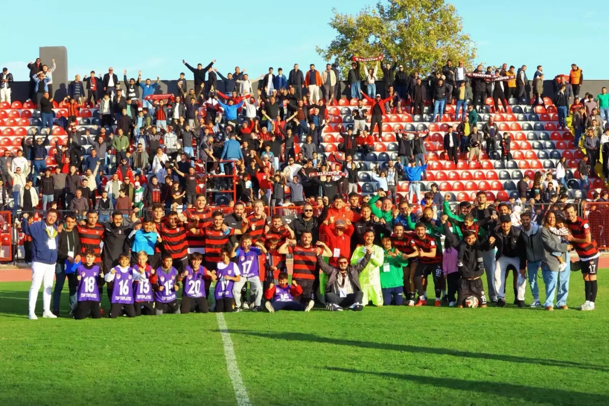 Uşakspor, Liderlik Yarışında Hata Yapmadı