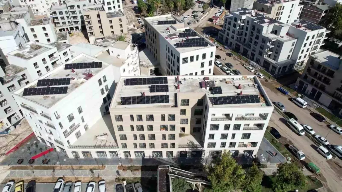 Adıyaman'da Yeniden Hayat Başladı: Ticari Faaliyet ve Konutlar Canlanıyor