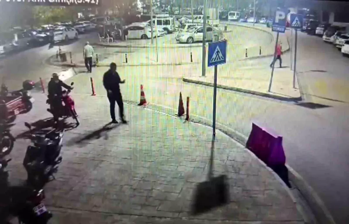 Adana'da Hastane Otoparkından Motosiklet Çalan Şahıs Yakalandı