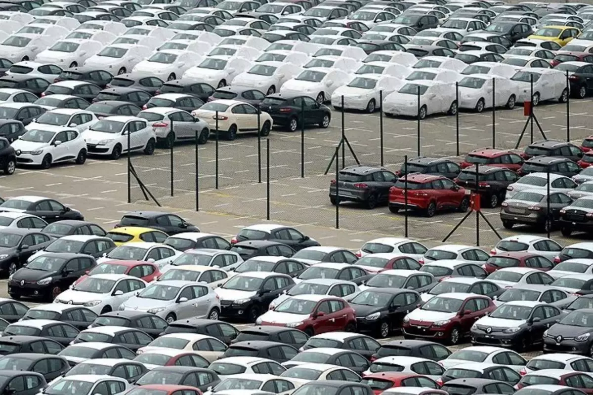 Bakanlık affetmedi! Yetkisiz ikinci el araç satanlara dev ceza