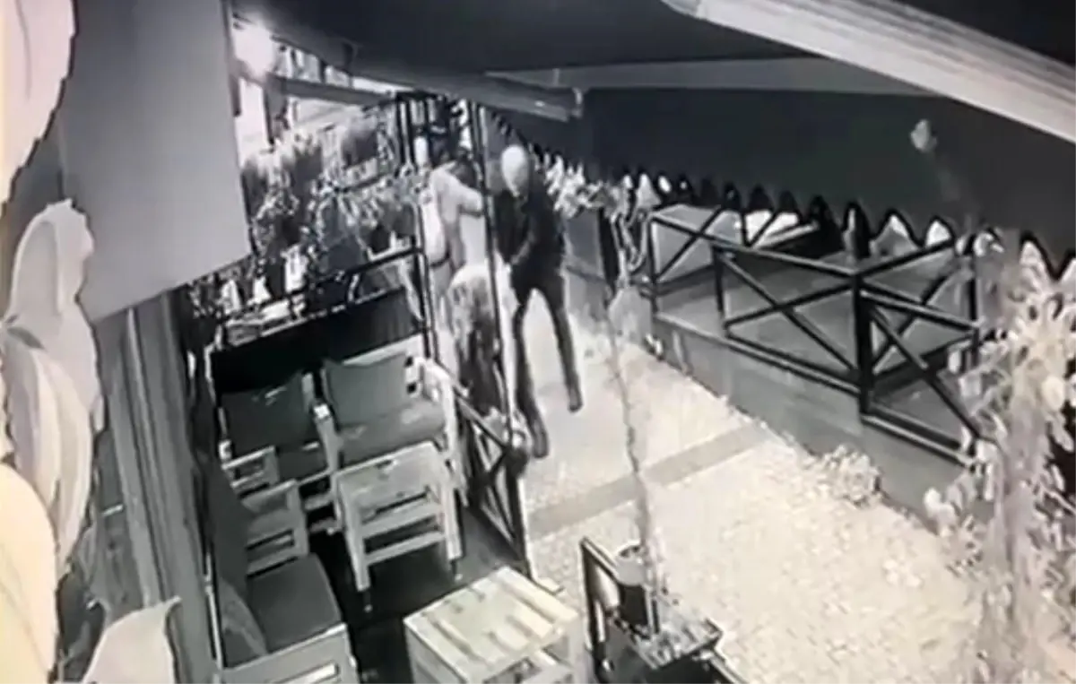 Bursa'da Alkollü Saldırgan Rastgele Ateş Açtı: 4 Yaralı