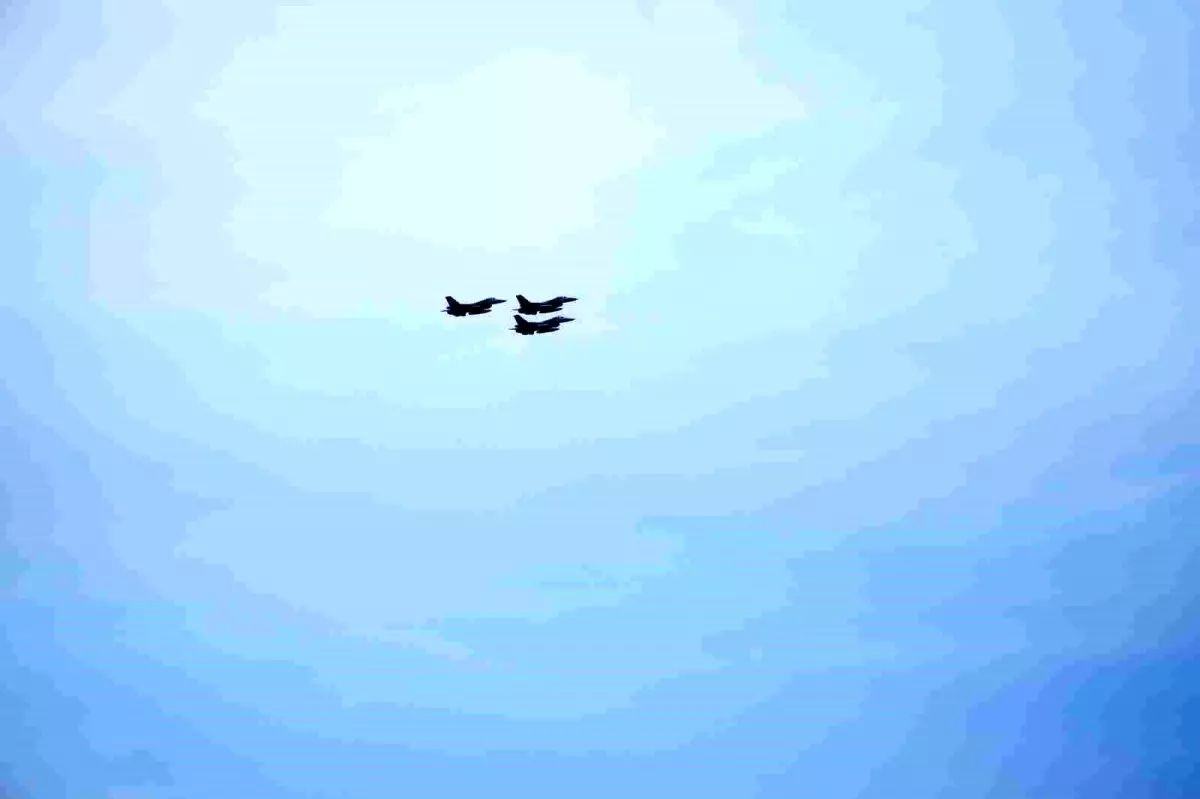 Çorum'da Savaş Uçaklarından 29 Ekim Prova Gösterisi